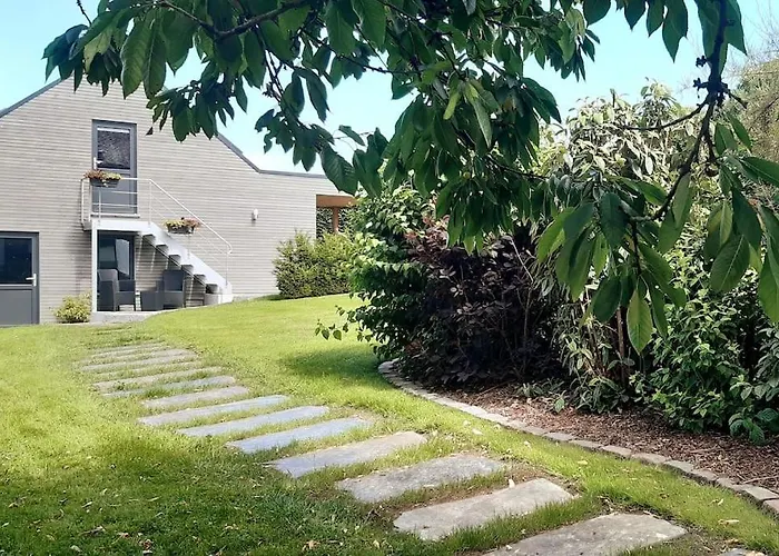 La Parenthese La Ou Le Temps S'arrete. *